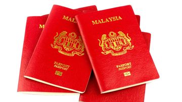 Singapura & Malaysia Raih Peringkat 2 Paspor Global, Indonesia Di‑56