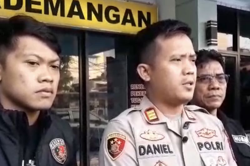 Polisi Tangkap Dua Pengedar Tembakau Sintetis di Pademangan