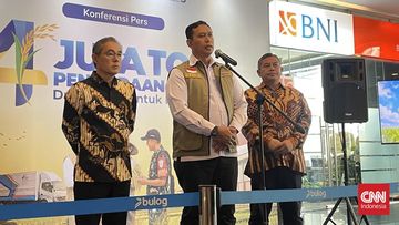 Strategi Bulog: 300 Ribu Ton Beras Premium Jadi Senjata Cegah Inflasi 2026