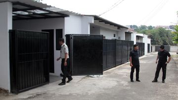Terungkap: Daftar Mobil Mewah di Lapas Cibinong, Ada Alphard