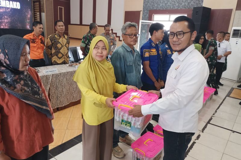 PT SBS Salurkan Sembako, Raih Dua Penghargaan Bergengsi